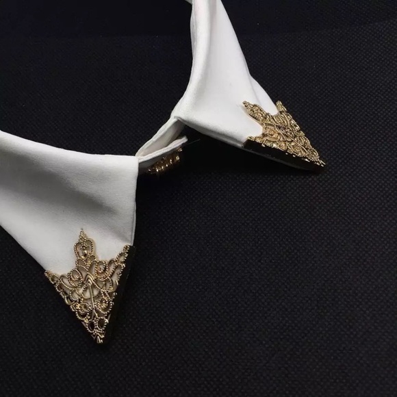 Goth Triangular Hollow Filigree Collar Tip Pins - Picture 2 of 16